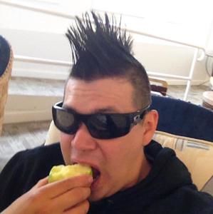 Meet your Posher, Doming